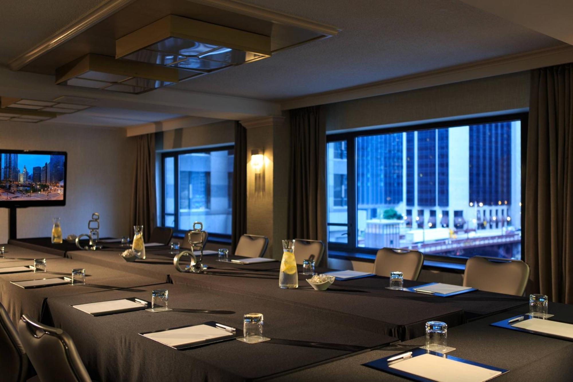 Renaissance Chicago Downtown Hotel Eksteriør bilde